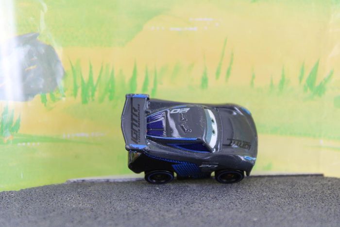 Disney Pixar mini racer Jackson Storm - photo numéro 9