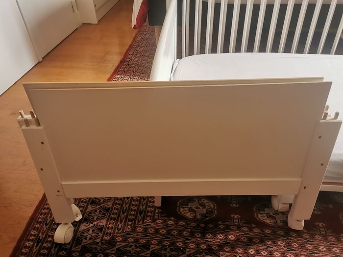 Lit à barreaux bébé en bois - photo numéro 3