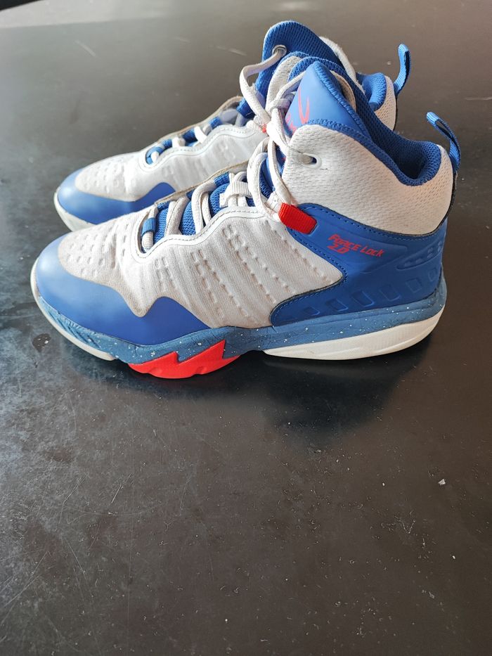 Basket garçon taille 35 - photo numéro 2