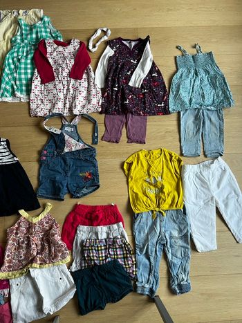 Gros lot de vêtements 18 mois - Cyrillus Obaibi Zara Vert Baudet Sergent Major et autre