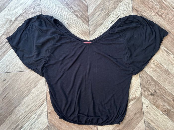 Top Noir Bershka Manches Papillon / Chauve-souris