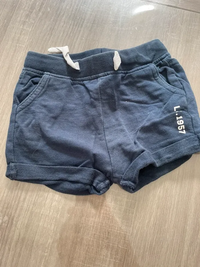 Lot short 6 mois - photo numéro 4