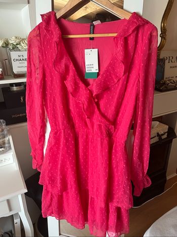 Robe courte en mousseline plumetis rose T.M neuve H&M  🦩