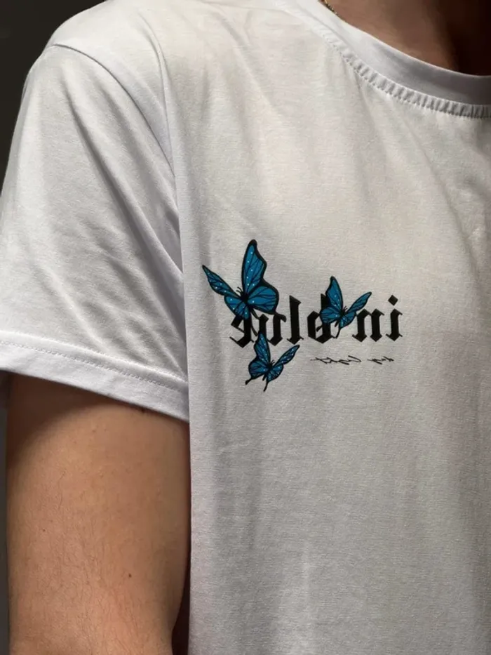 T shirt - photo numéro 3