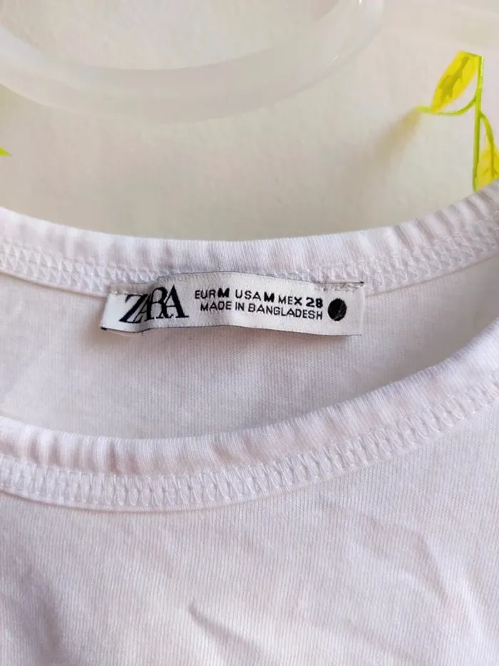 T-shirt Zara – M – Blanc – État : Excellent - photo numéro 3