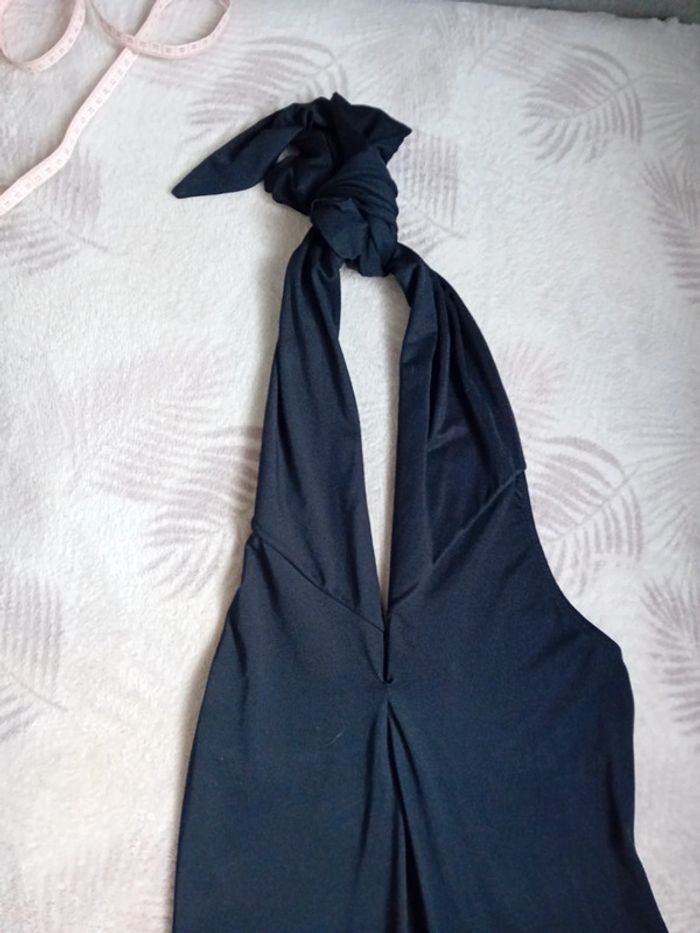 Robe Qui se Noue au cou et Dos nu - photo numéro 3