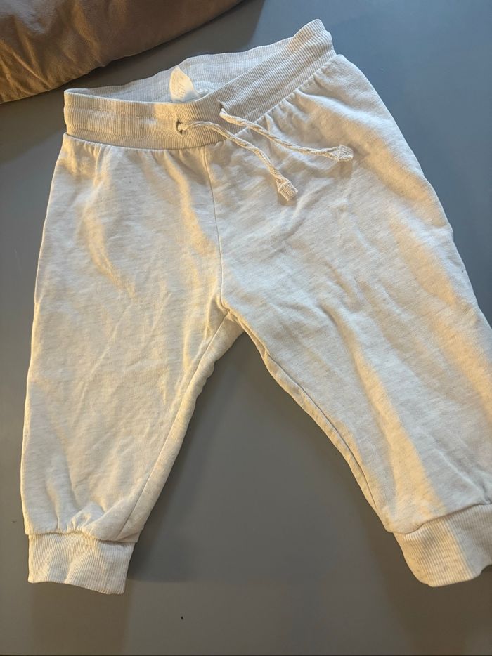 Lot de 2  ensemble jogging 9 mois - photo numéro 6