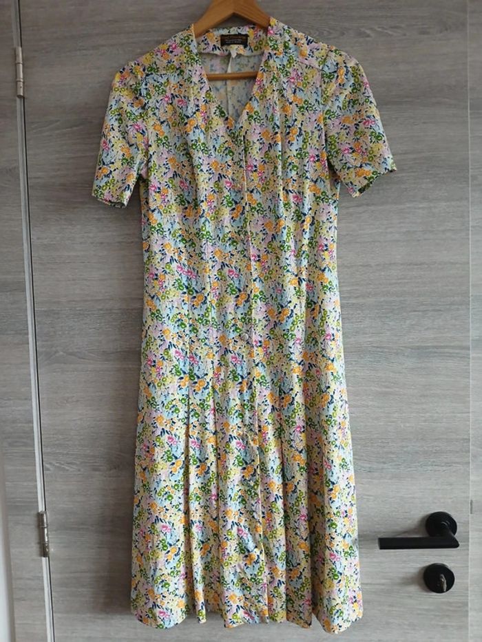 Robe Paul Mausner