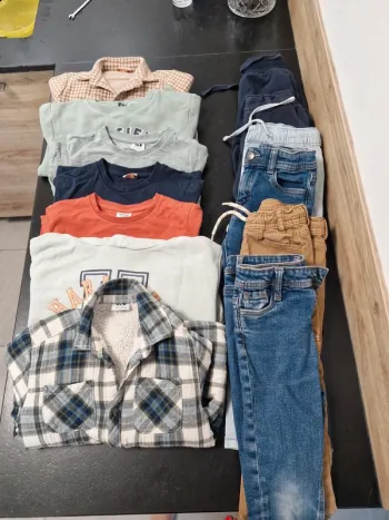 Lot de vetements garcons automne/hivers 4 ans - TAO