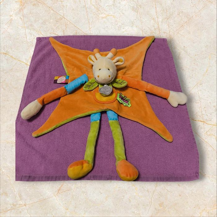 Doudou girafe jambes orange Doudou et compagnie