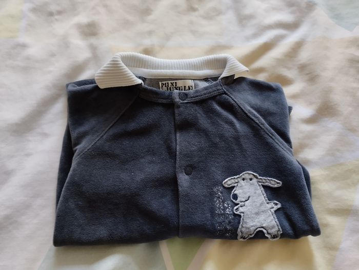 Pyjama velours taille 6 mois - photo numéro 4