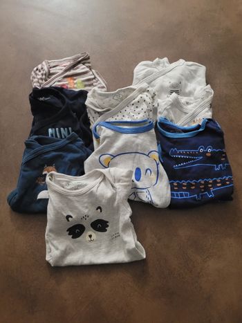 Lo de 9 bodies manches longue