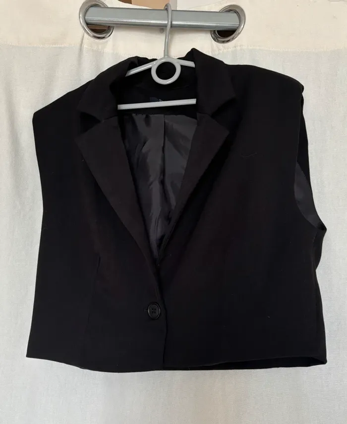 Haut style blazer sans manches noir - photo numéro 3