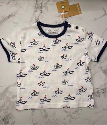Tee shirt 9 mois neuf