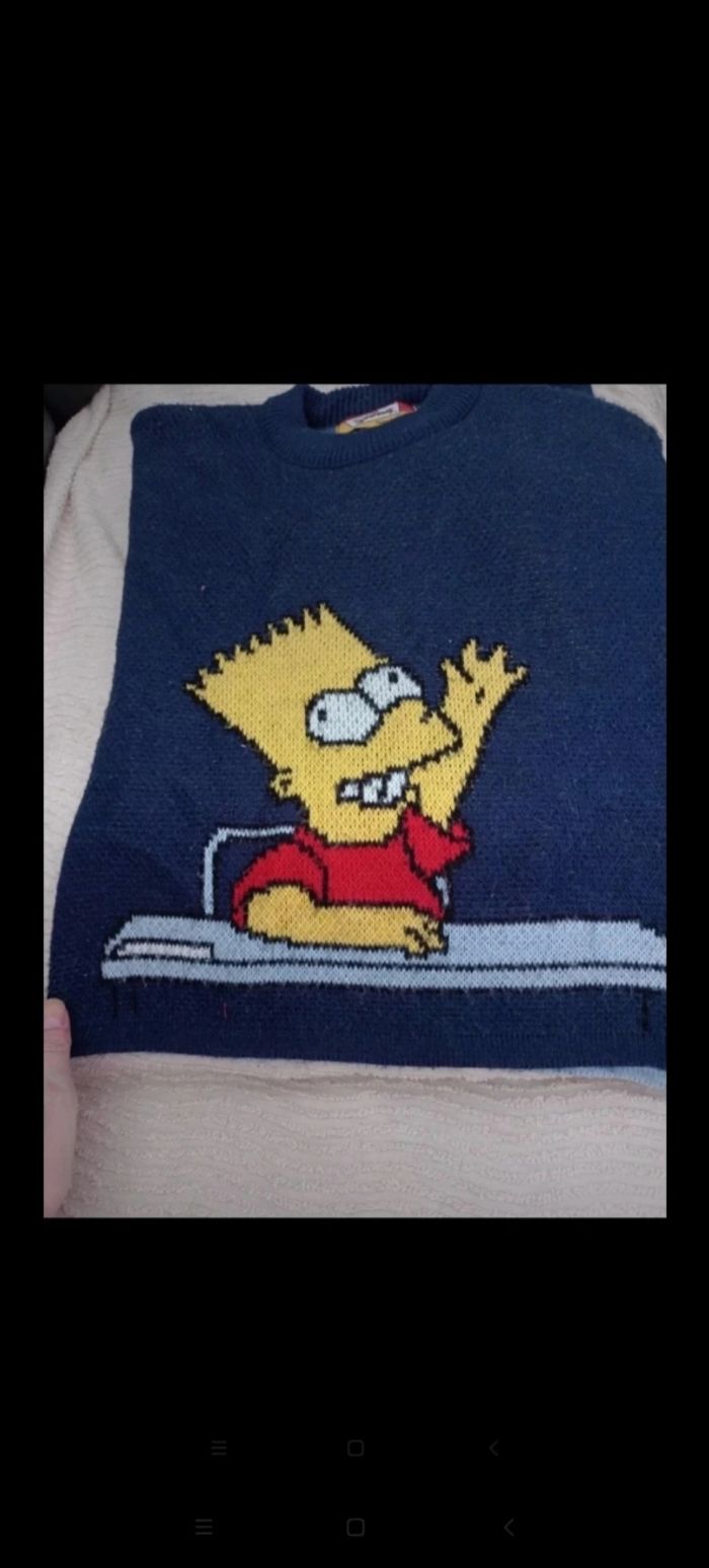 Très beau pull Simpson 8 ans TBE - photo numéro 2