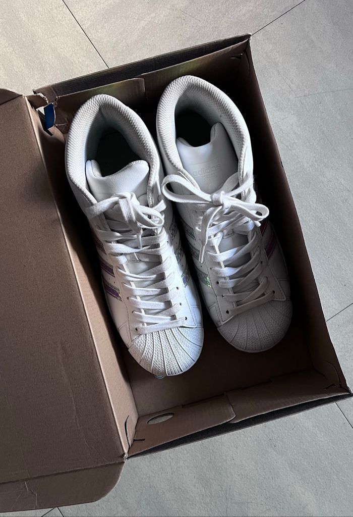 Baskets Adidas Superstar montantes - photo numéro 2