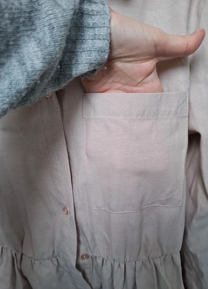 Robe chemise stradivarius taille M Couleur beige. - photo numéro 5