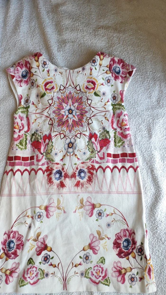 Robe Zara 7 ans - photo numéro 2