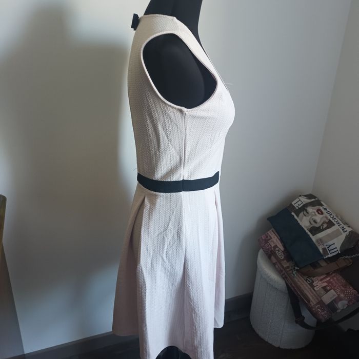 Jolie robe rose poudré, élégante T38 naf naf - photo numéro 8