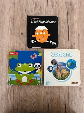 Lot de 3 livres pour bébé / premier âge