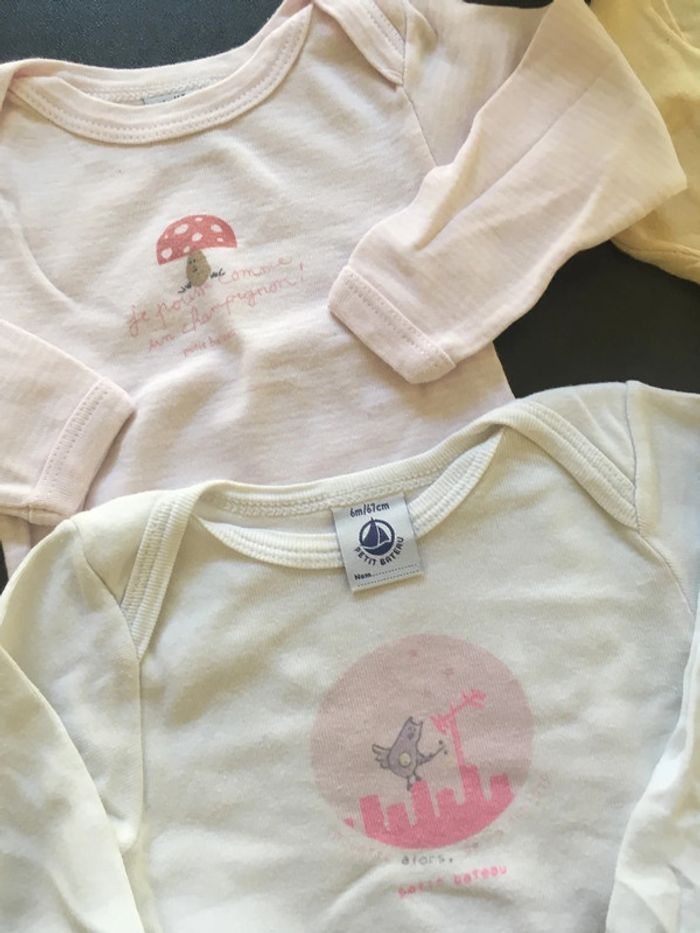 Lot body bébé fille vêtement petit bateau 6 mois - photo numéro 2