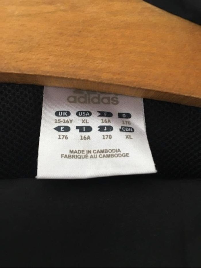 Jogging Adidas neuf - photo numéro 4
