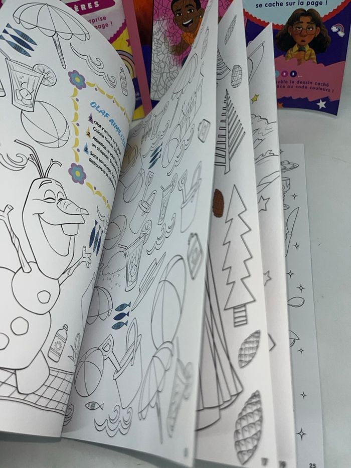 Lot de 5 livres d'activités coloriages mystères Disney Neuf - photo numéro 3