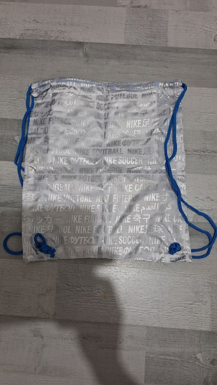 Chaussure de football Nike Phantom Élite GX  taille 45 + sac neuf - photo numéro 10