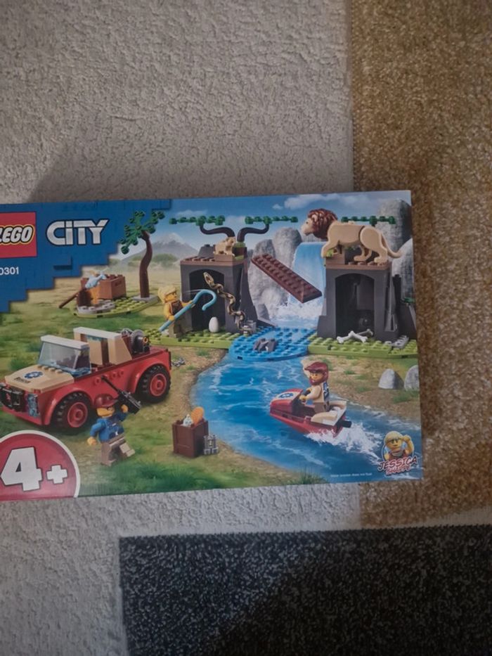 Lego city 60301 le sauvetage des animaux sauvages - photo numéro 4