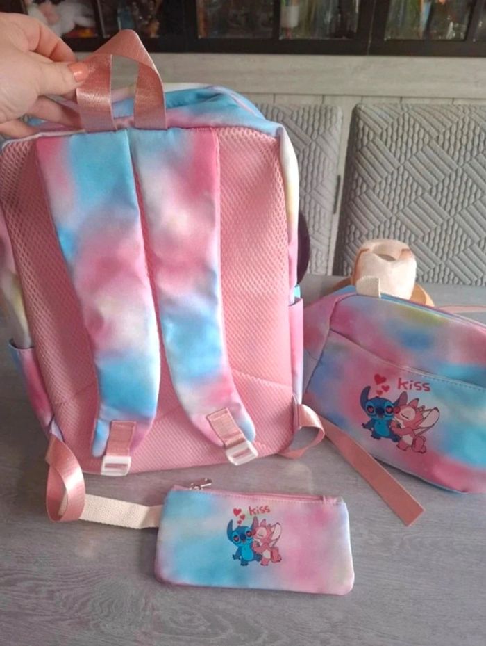 Lot Lilo & Stitch : sac à dos, lunch box et trousse - Neuf - photo numéro 8