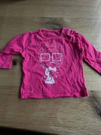 TEE shirt