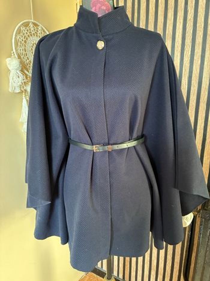 Cape bleu marine - photo numéro 5