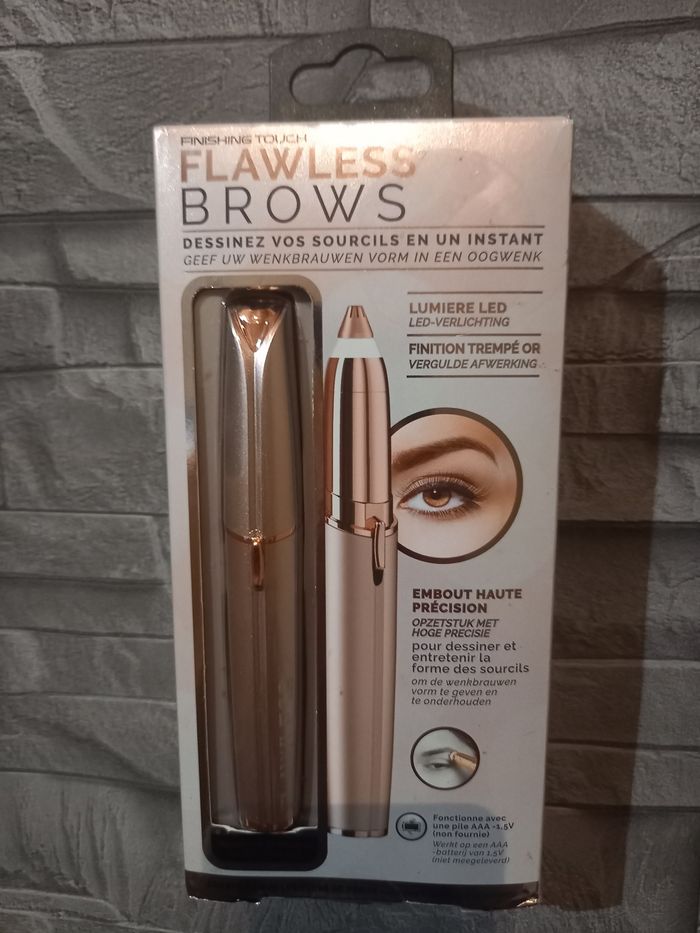 Finishing touch Flawless brown