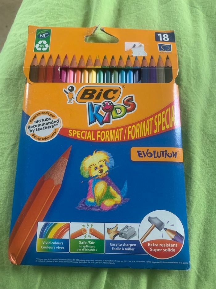Crayon de couleur le lot de 18 - photo numéro 3