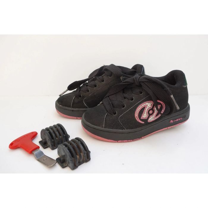Baskets/chaussures Heelys à roulettes, taille 31