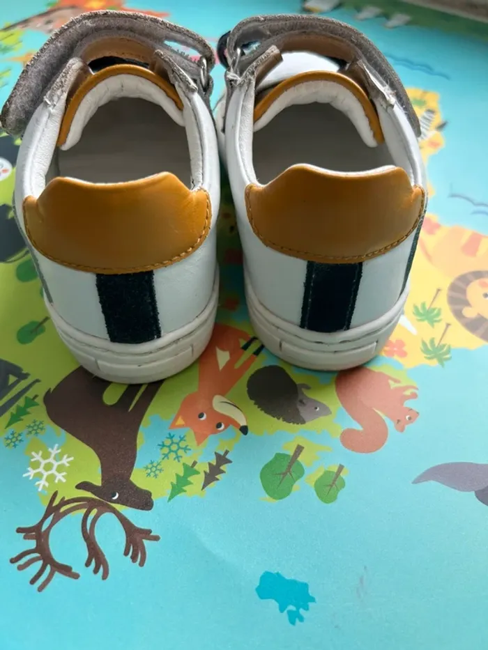 Chaussures taille 24 - photo numéro 4