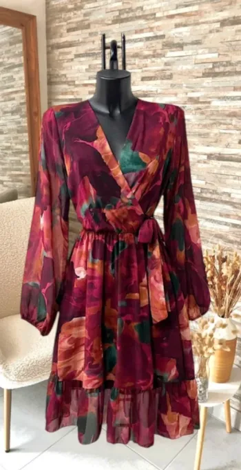Robe bordeaux manches longues