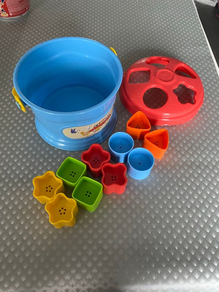 Boîte à formes jeu d’éveil