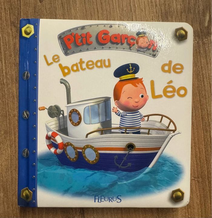 Livre Le bateau de Léo