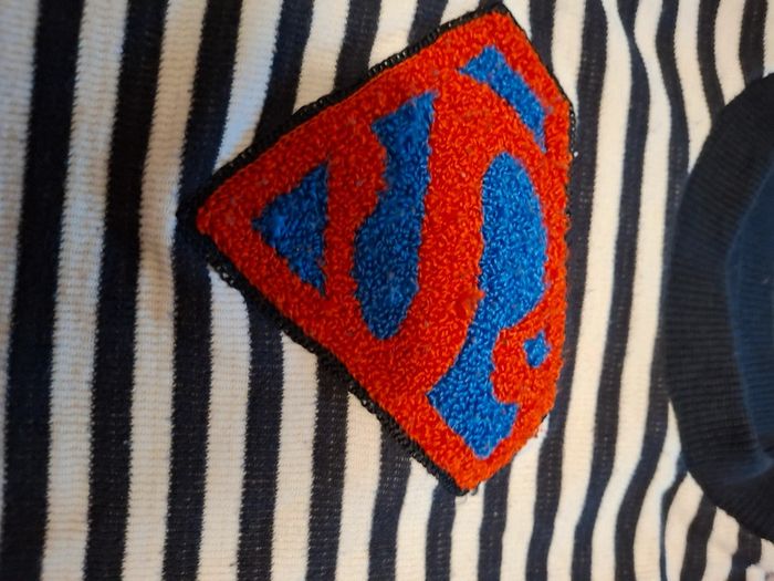 Pull léger superman - photo numéro 2