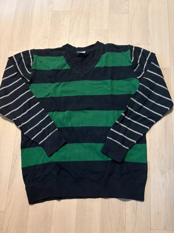 Pull marine et vert à rayures ativo 12 ans très bon état