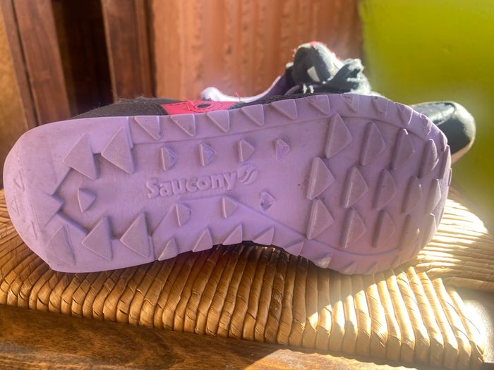 Soucony fille 31 - photo numéro 5