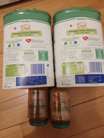 3boites lait bébé 2 eme âge et 3 repas poisson