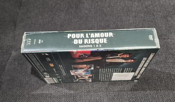 Pour L'Amour du Risque Saisons 1 à 2 en DVD NEUF - photo numéro 3