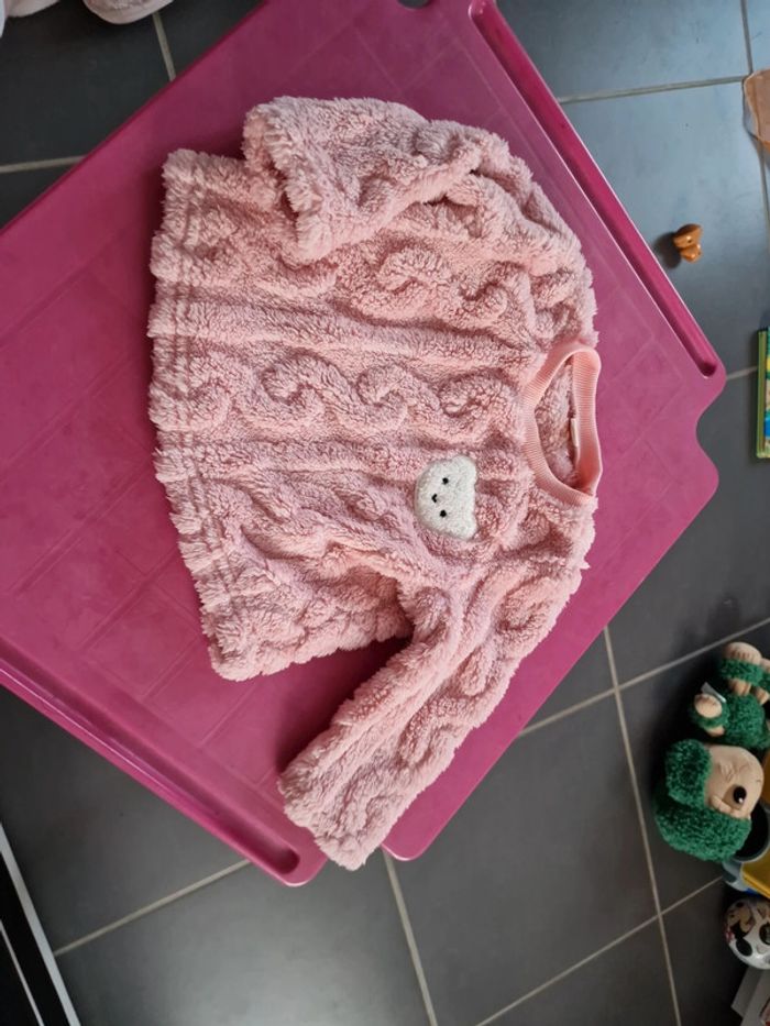Pull fille 9 mois