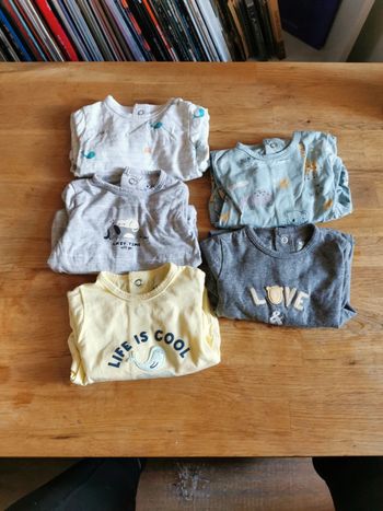 Lot 5 pyjamas coton