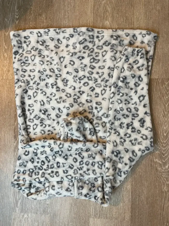 Pull couverture imprimée léopard - photo numéro 5