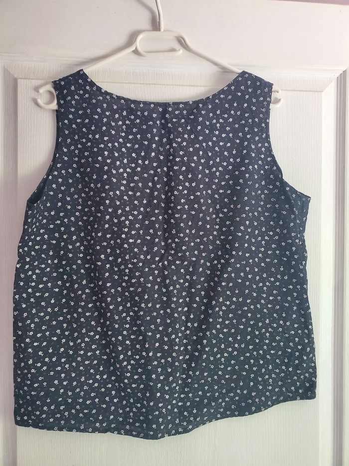Débardeur fleurie - photo numéro 2