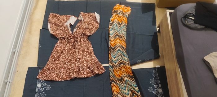 Lot vêtements femme ( jeans jupe veste ) - photo numéro 3