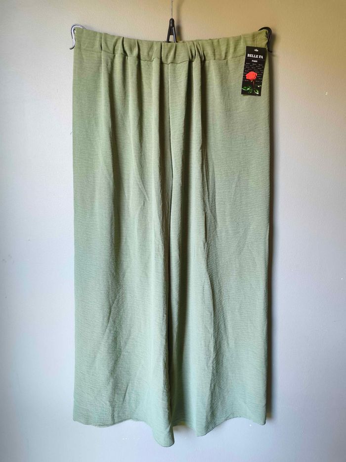 Pantalon élégant Vert Kaki coupe droite fluide Taille 36 au 44